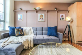 Lovely 1 Bed Apartment with Parking